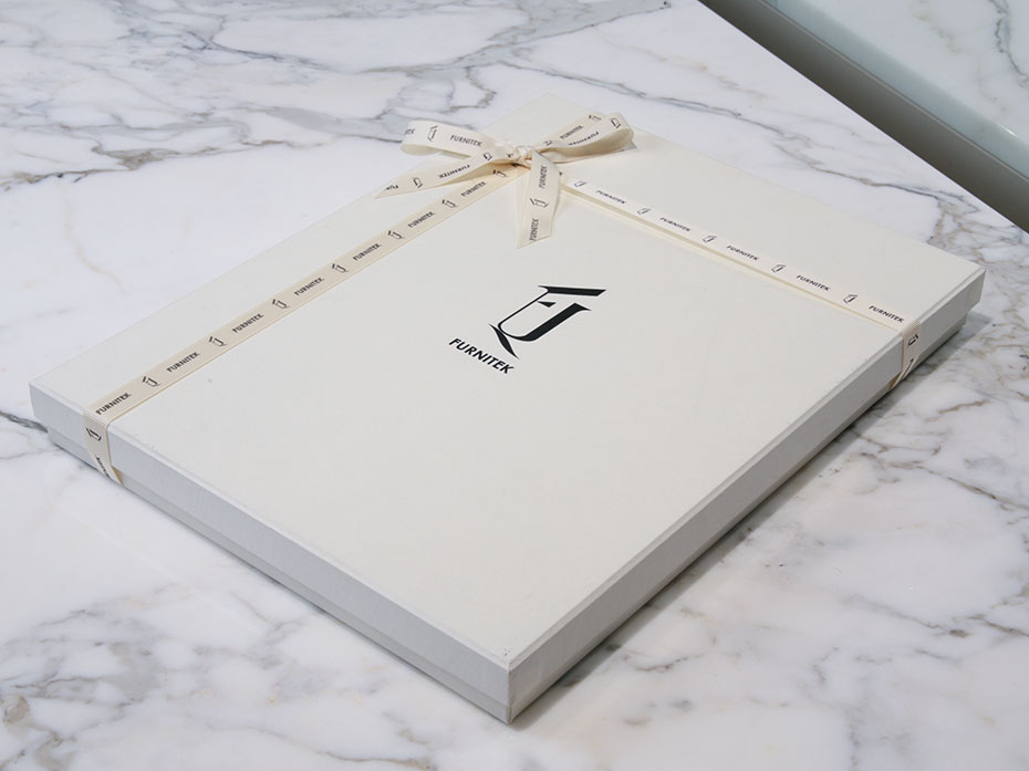 Подарочный набор аксессуаров из кожи FURNITEK FG-408