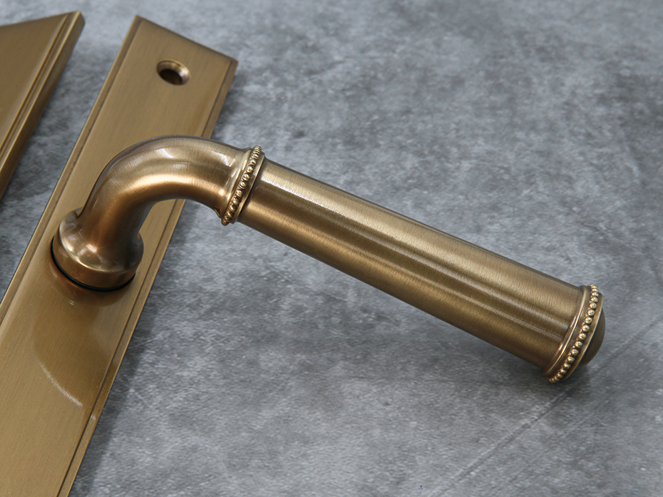 Ручка для балконной двери на узкой планке Frank Allart 7775597E01AA  матовая бронза