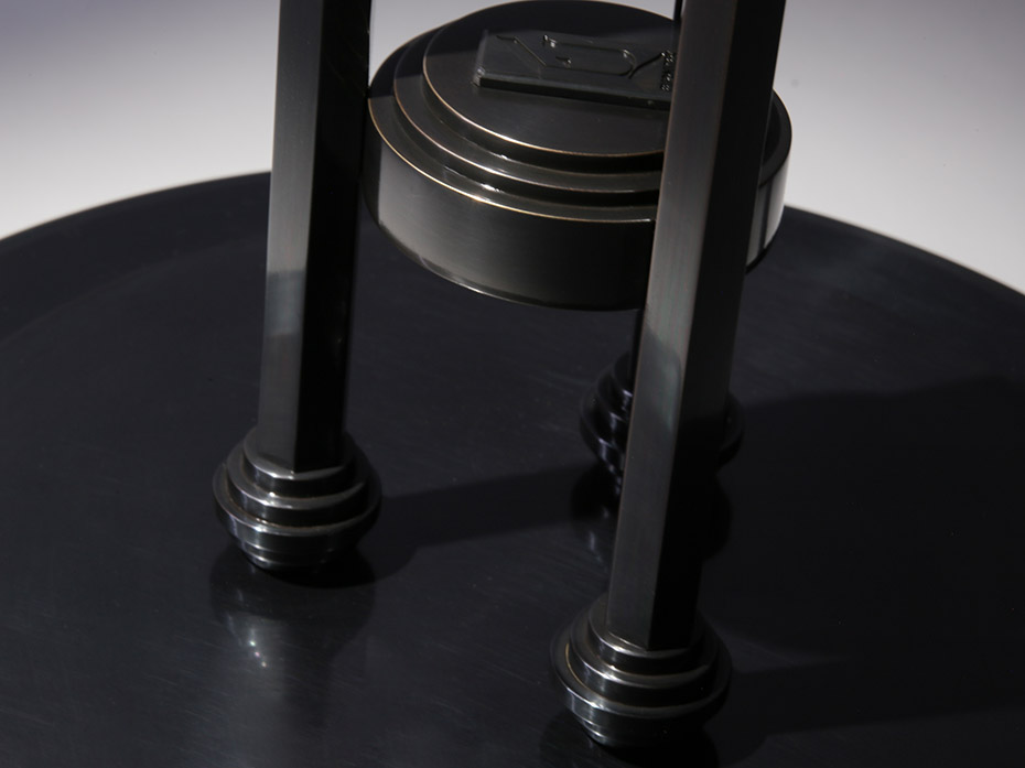 Стол кофейный Ar-Deco FG-067 круглый чернёная латунь с полировкой