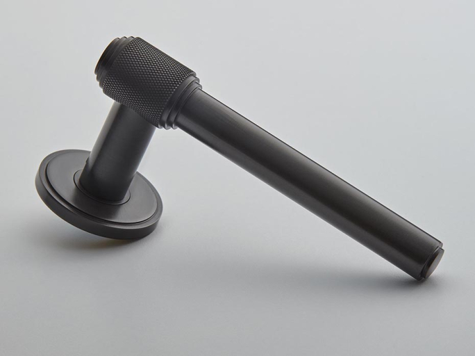 Дверная ручка на розетке Croft Chelsea 124 211 DBMA черный