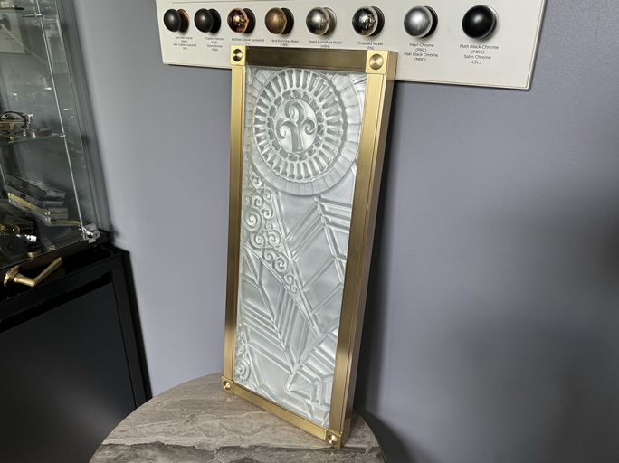 Светильник настенный FURNITEK FG-088 в латунной раме