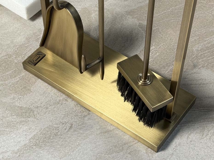 Каминный набор с дровницей FURNITEK FG-01128 античная латунь